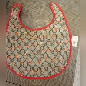 Authentic baby Gucci Bib